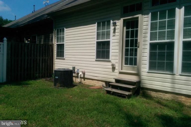 VILLAGES OF DORCHESTER - Residential Lease