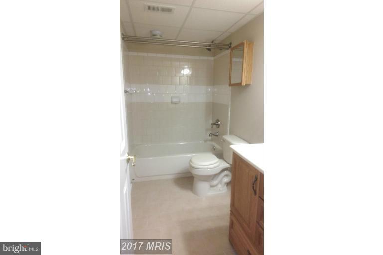 VILLAGES OF DORCHESTER - Residential Lease