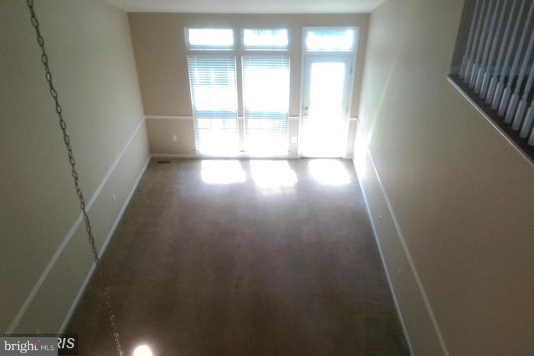 VILLAGES OF DORCHESTER - Residential Lease