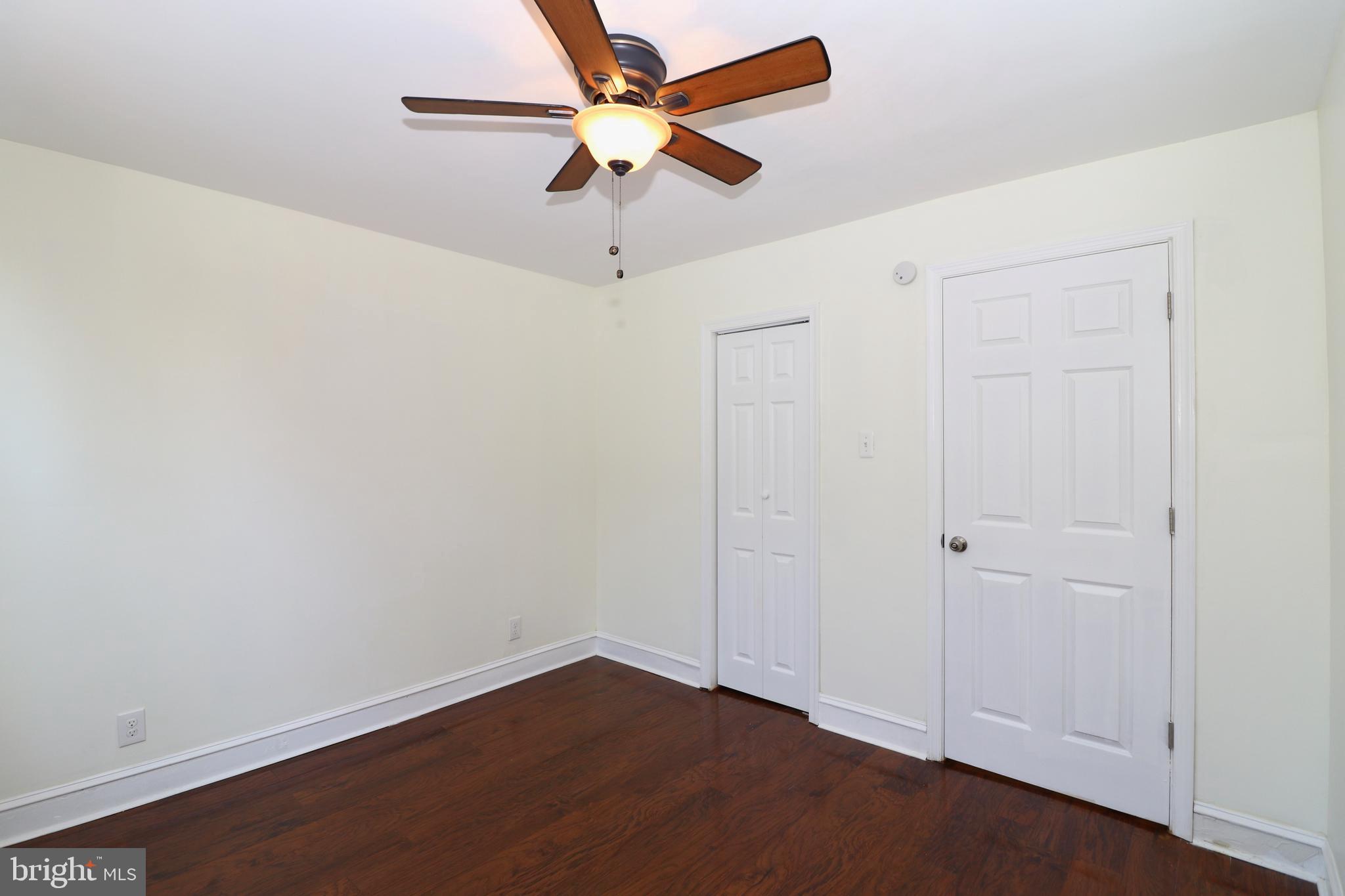 YEADON - Residential