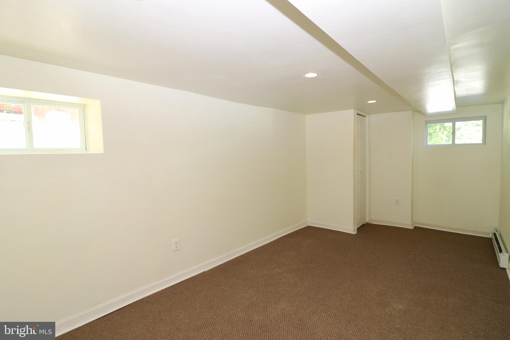 YEADON - Residential