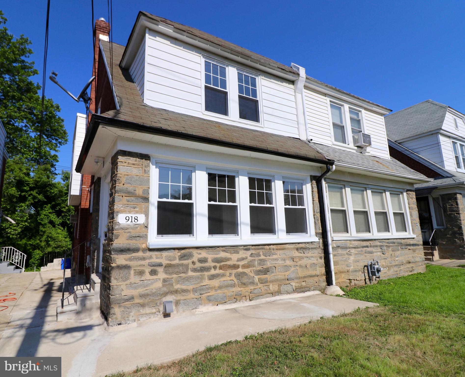 YEADON - Residential