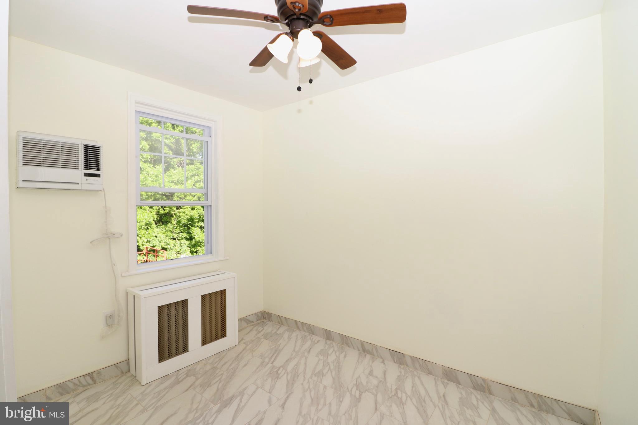 YEADON - Residential