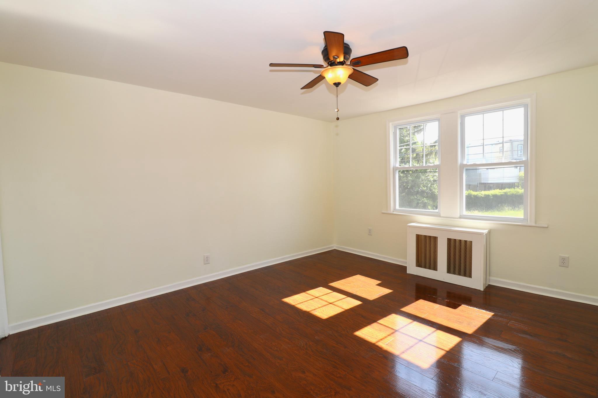 YEADON - Residential