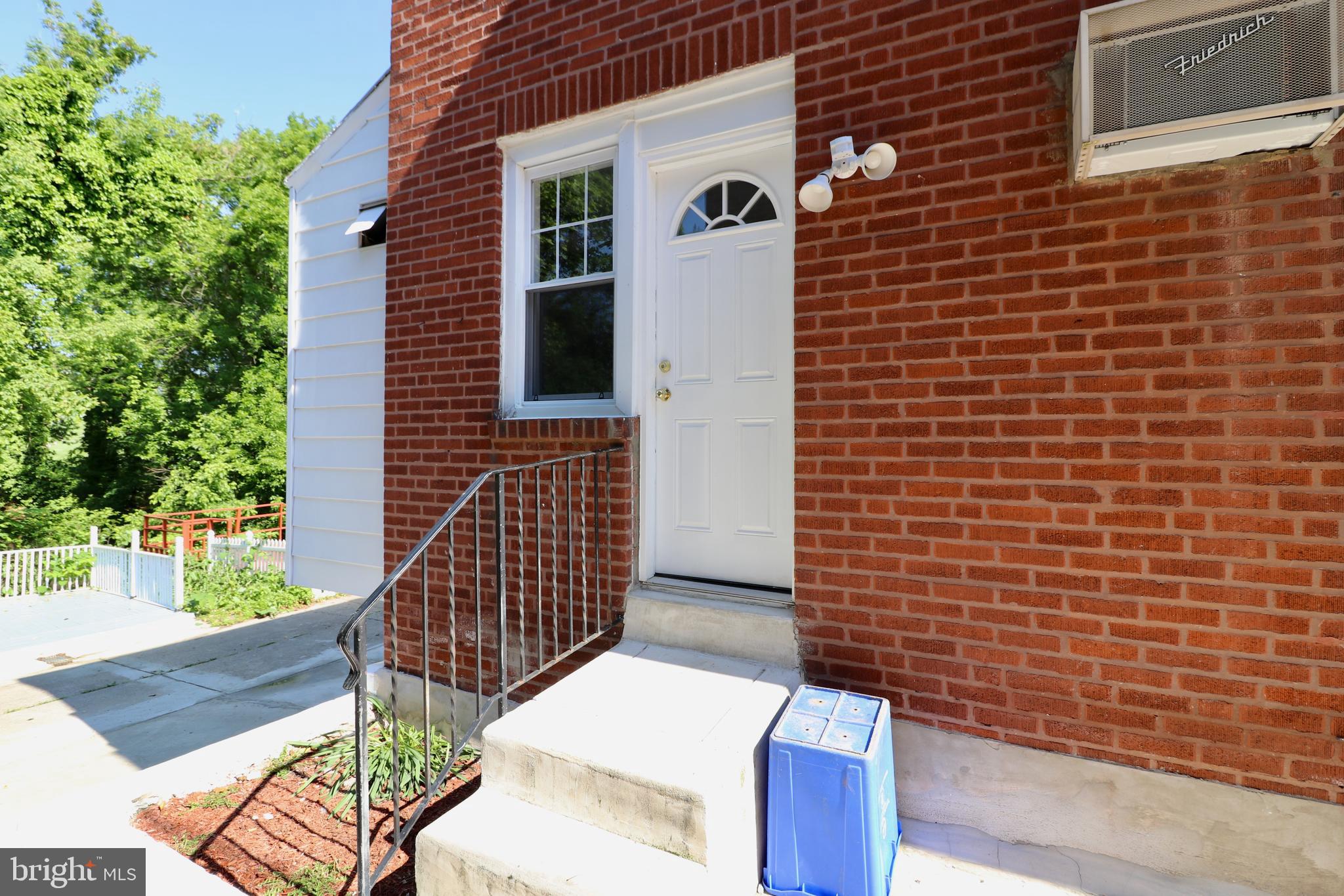 YEADON - Residential