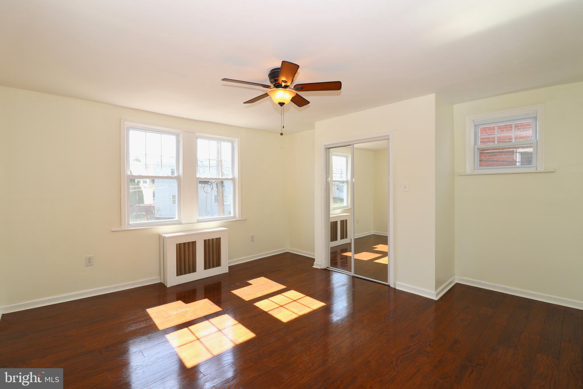 YEADON - Residential