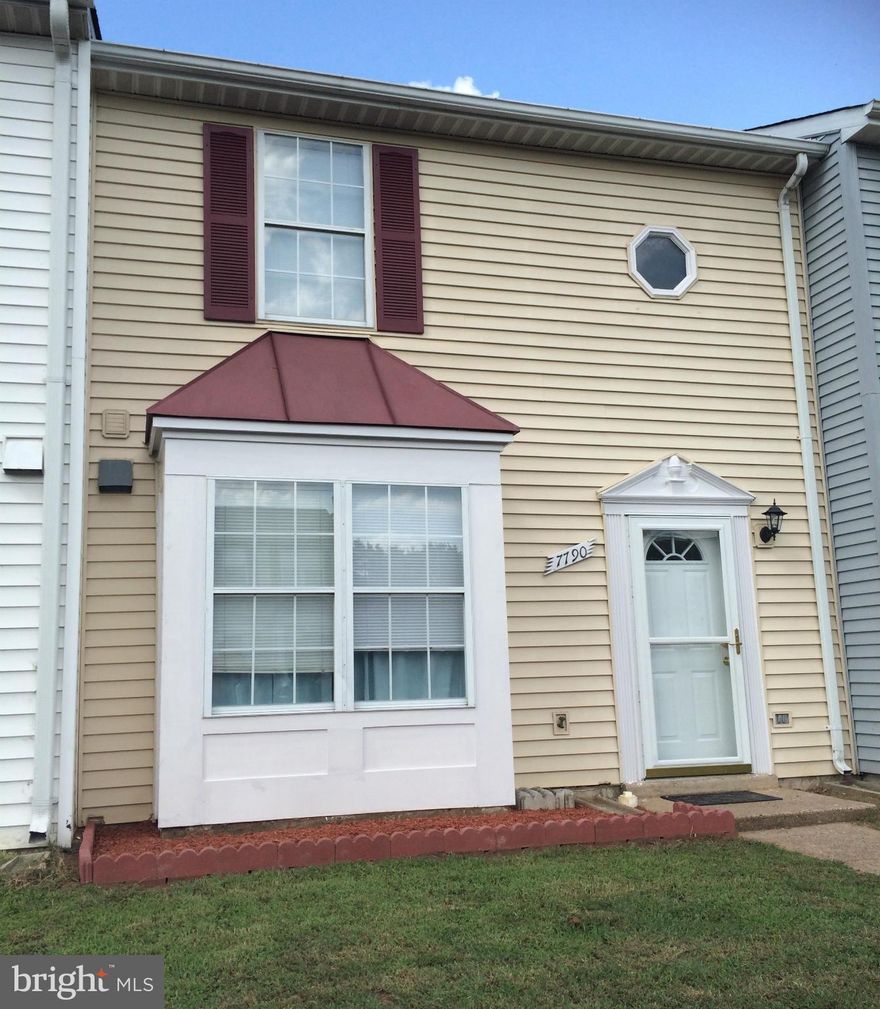 Beautiful 2 level townhouse. This home offers 3 bedrooms, 2 full baths & 1 half bath. Eat-in kitchen w/granite counter tops, and a beautiful bay window, which provides great lighting. Separate dining room & spacious living room w/cozy fireplace. Fenced yard with a shed.