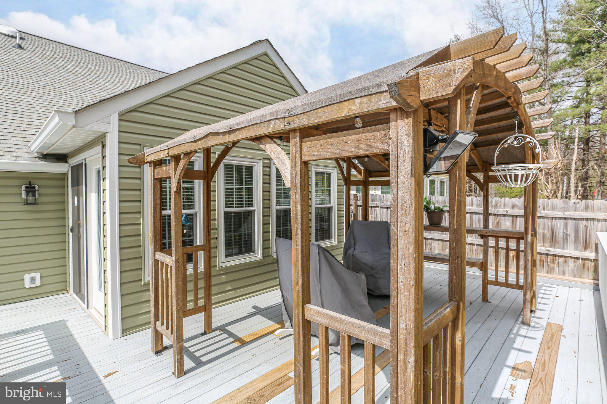 SUMMERLAKE - Residential