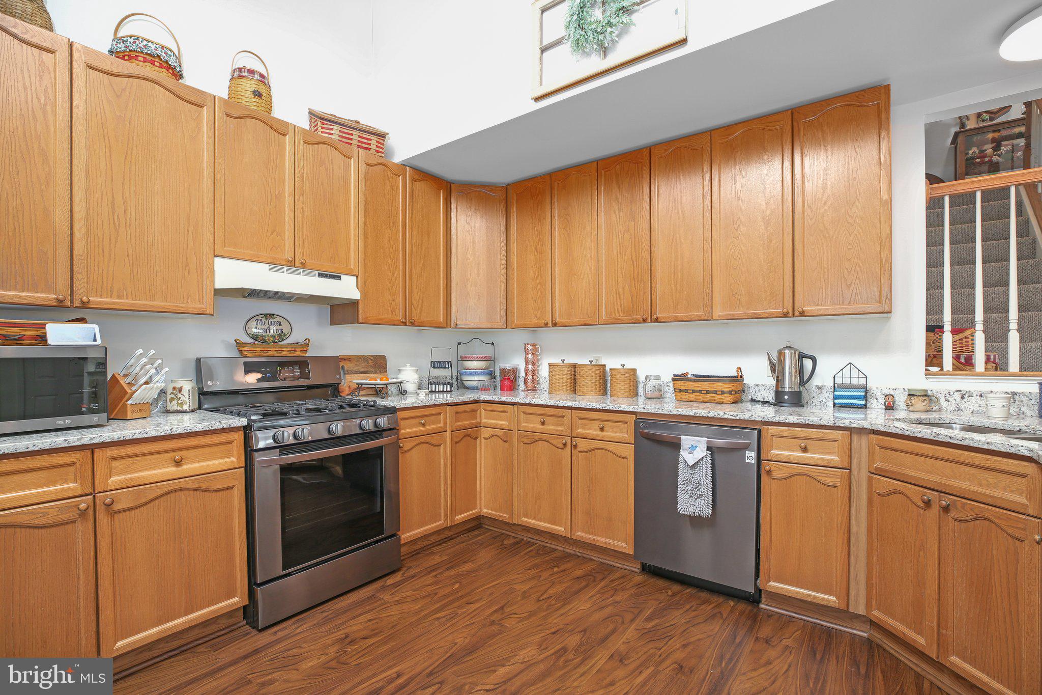 SUMMERLAKE - Residential