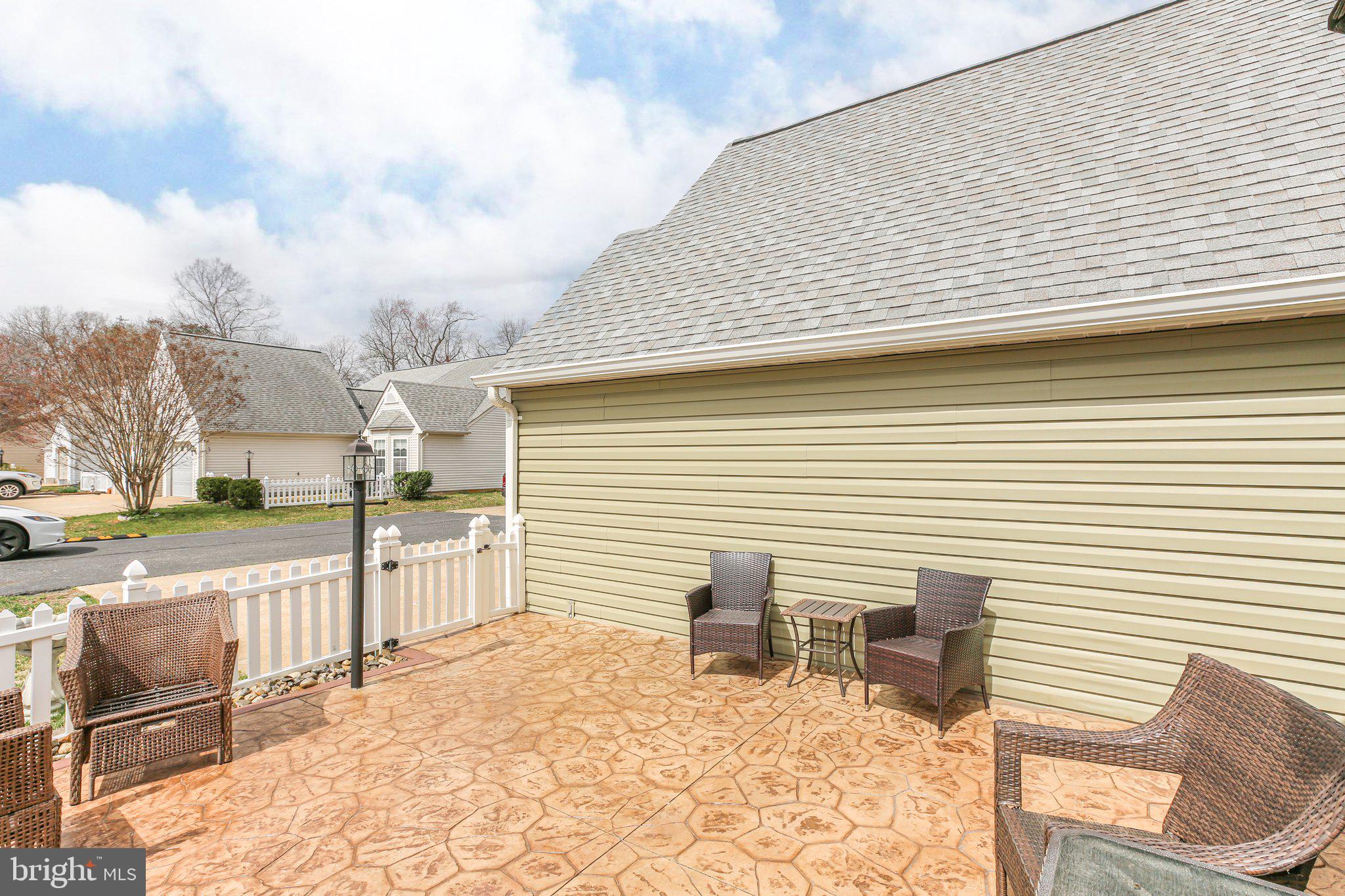 SUMMERLAKE - Residential