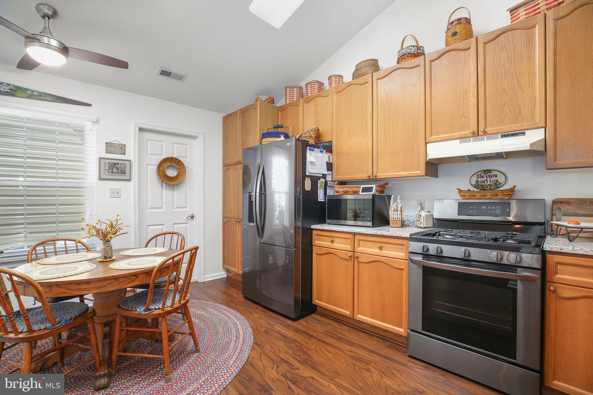 SUMMERLAKE - Residential