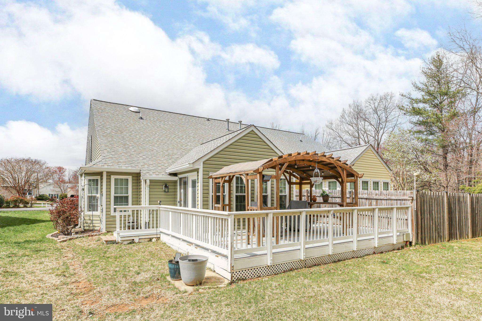 SUMMERLAKE - Residential