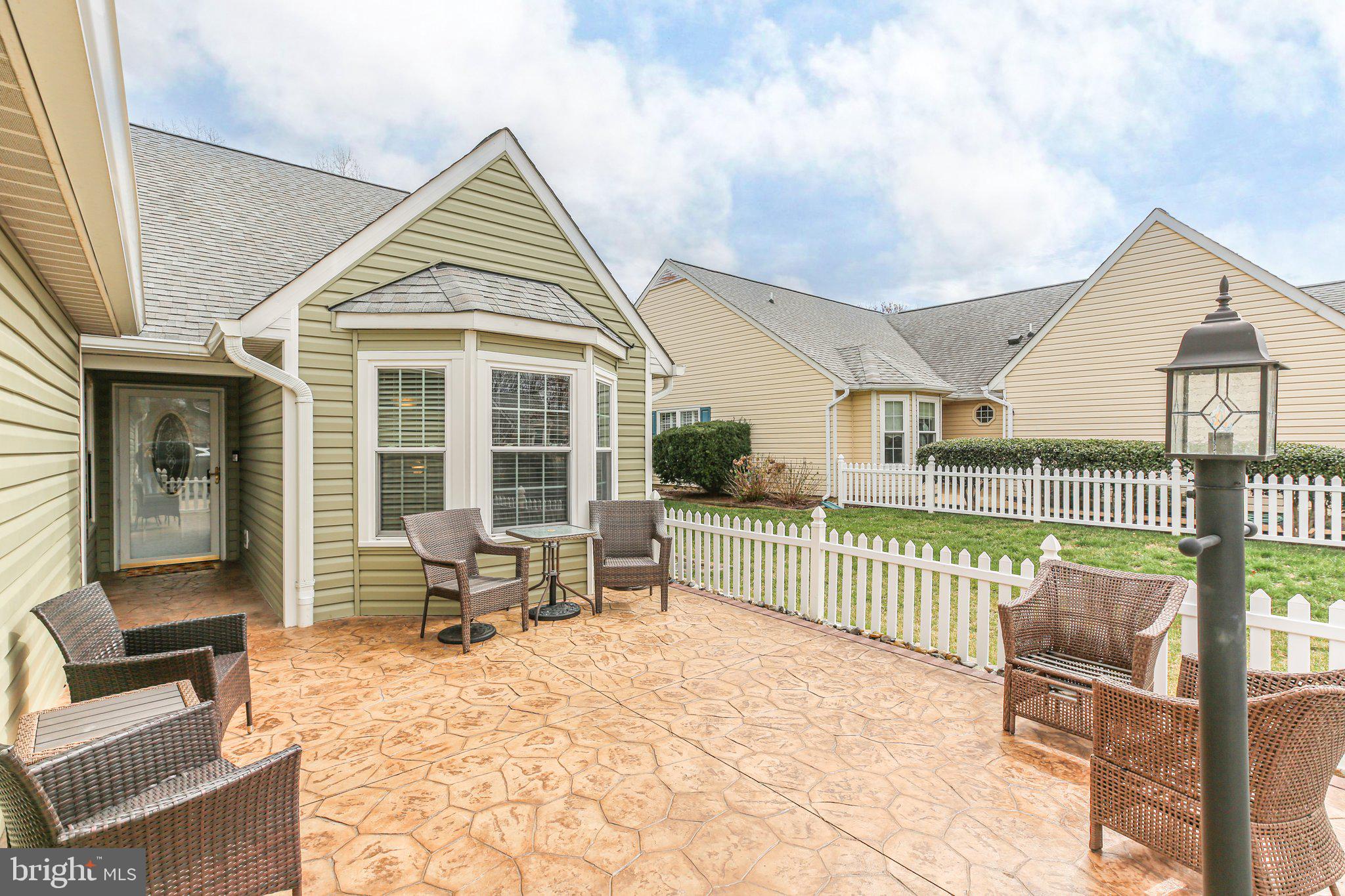 SUMMERLAKE - Residential