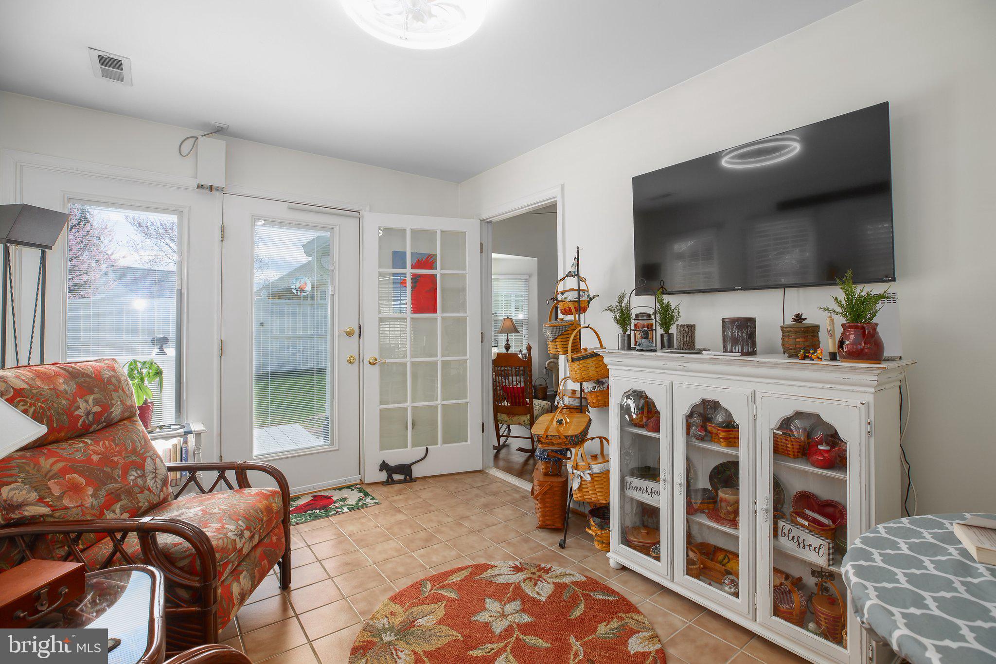 SUMMERLAKE - Residential