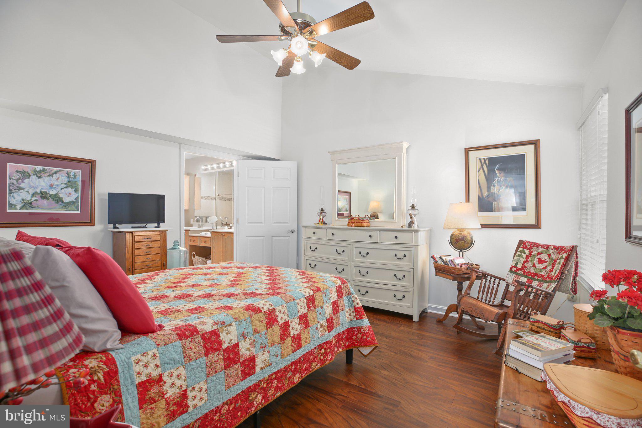 SUMMERLAKE - Residential