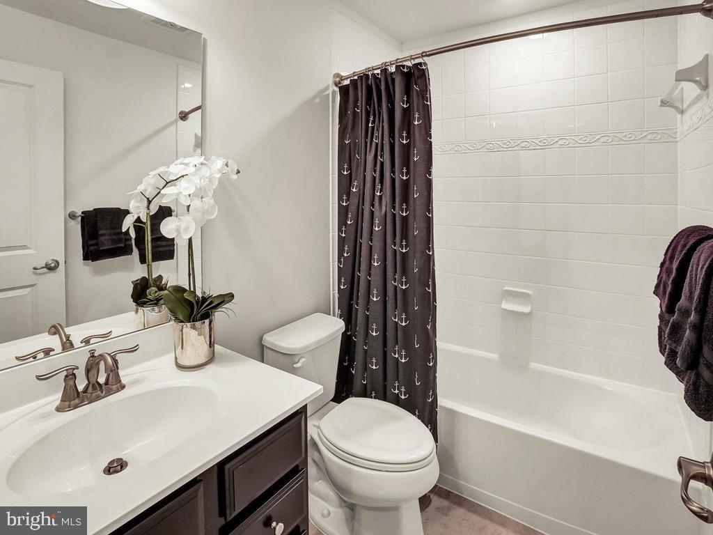 LANDSDALE - Residential