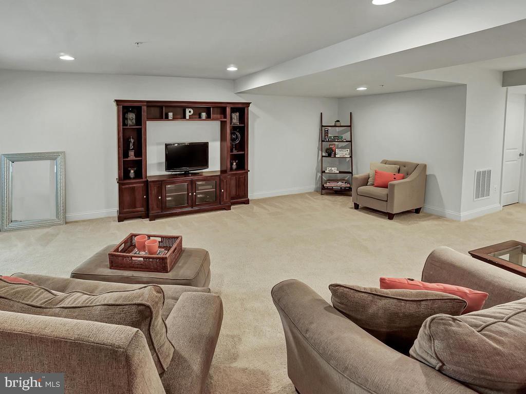 LANDSDALE - Residential