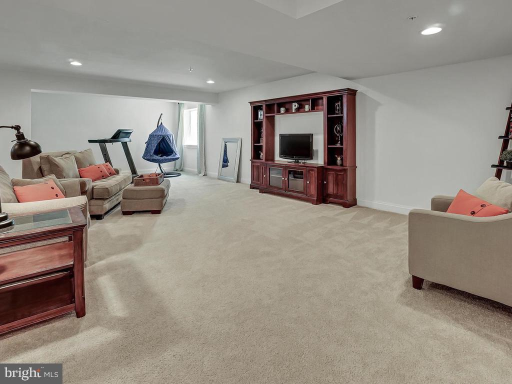 LANDSDALE - Residential