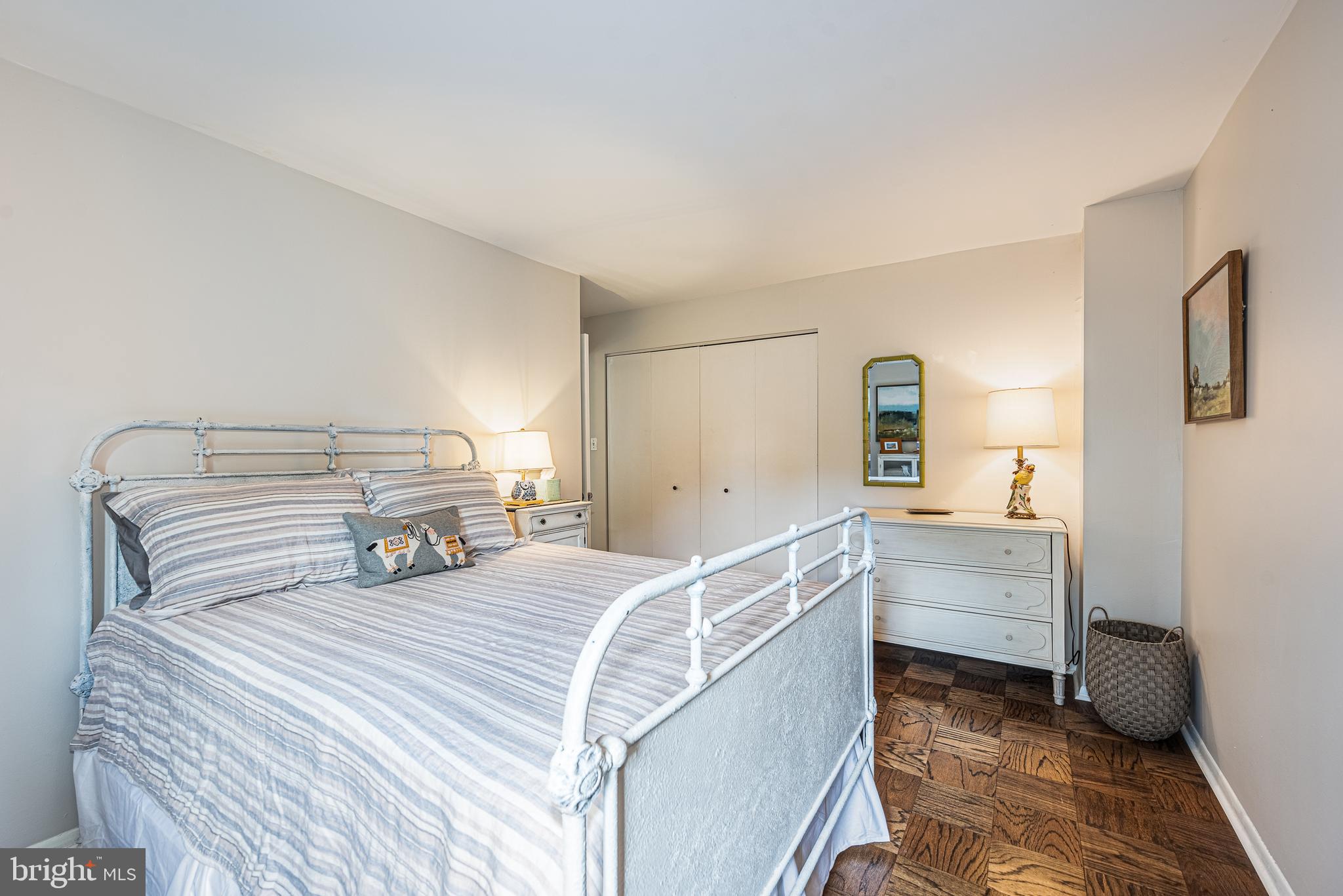 GREENBERRY WOODS - Residential