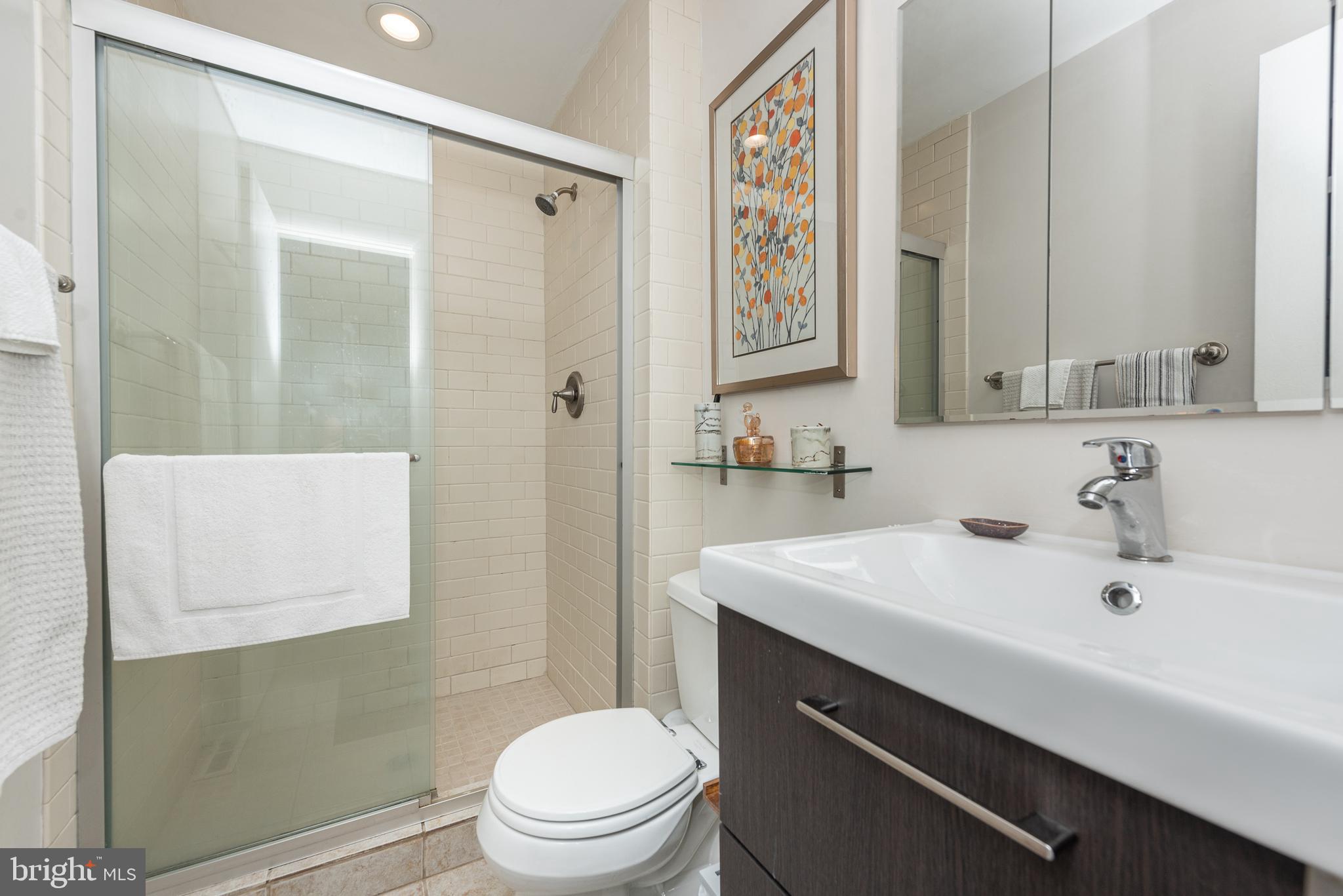 GREENBERRY WOODS - Residential