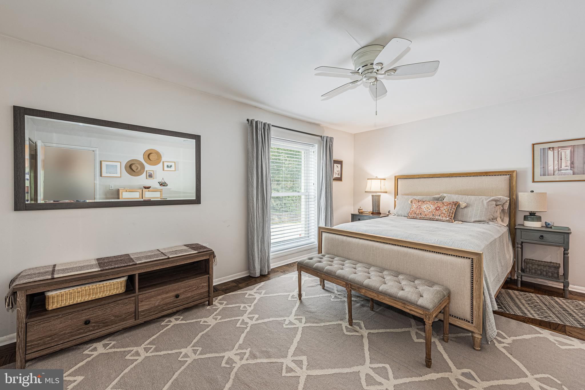 GREENBERRY WOODS - Residential