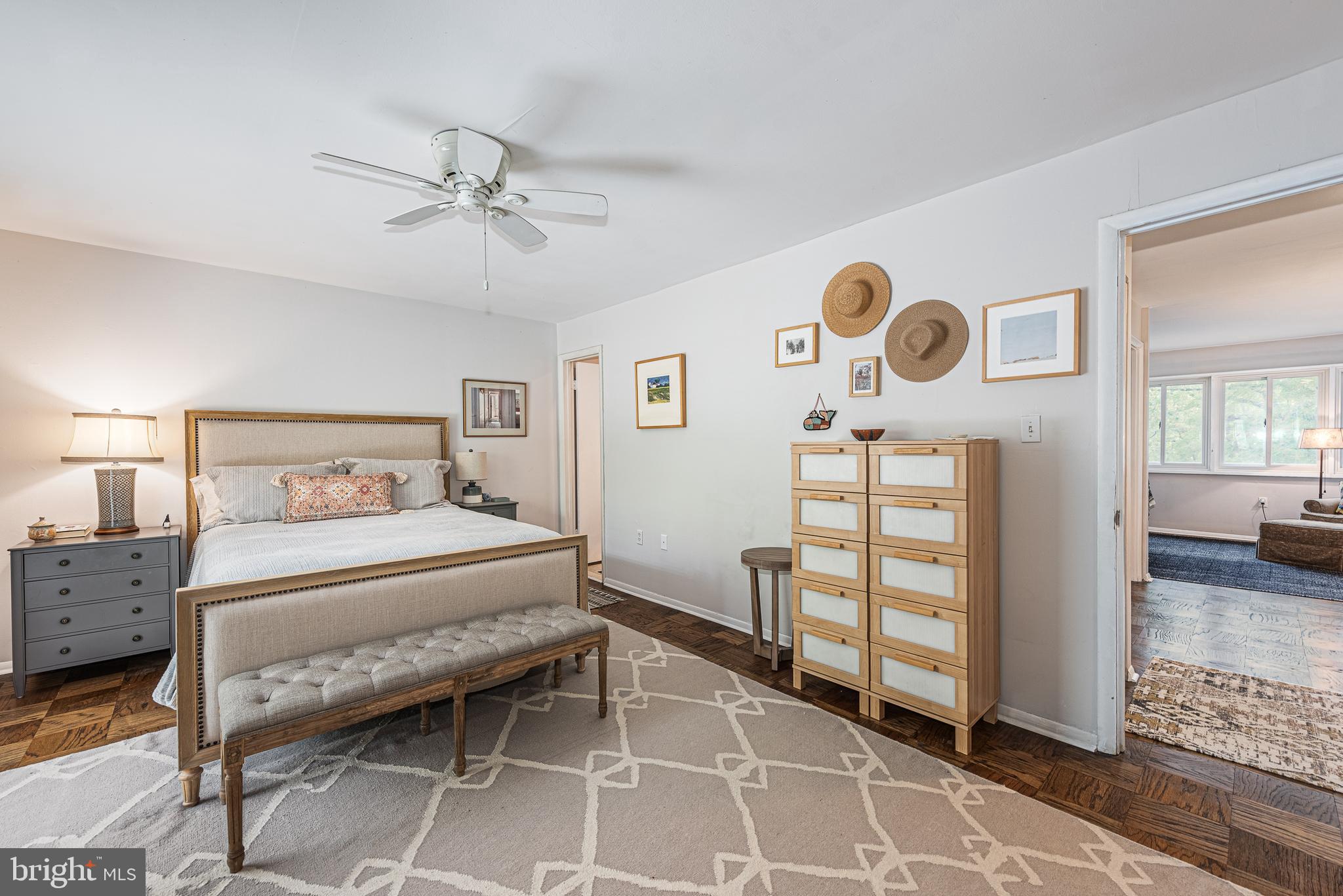 GREENBERRY WOODS - Residential