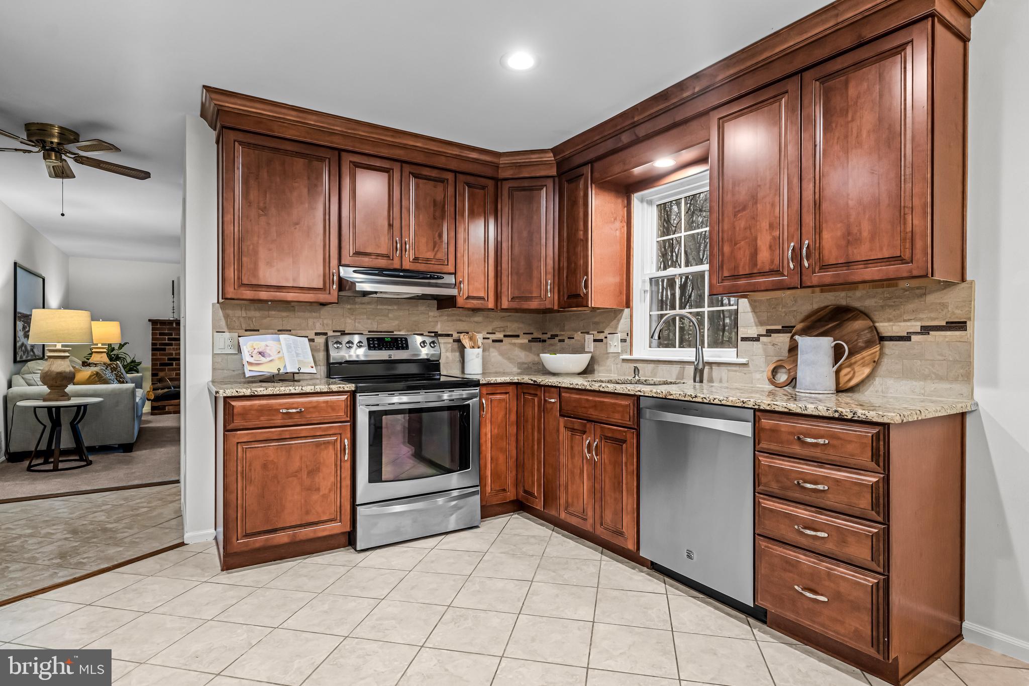 SHARON - Residential