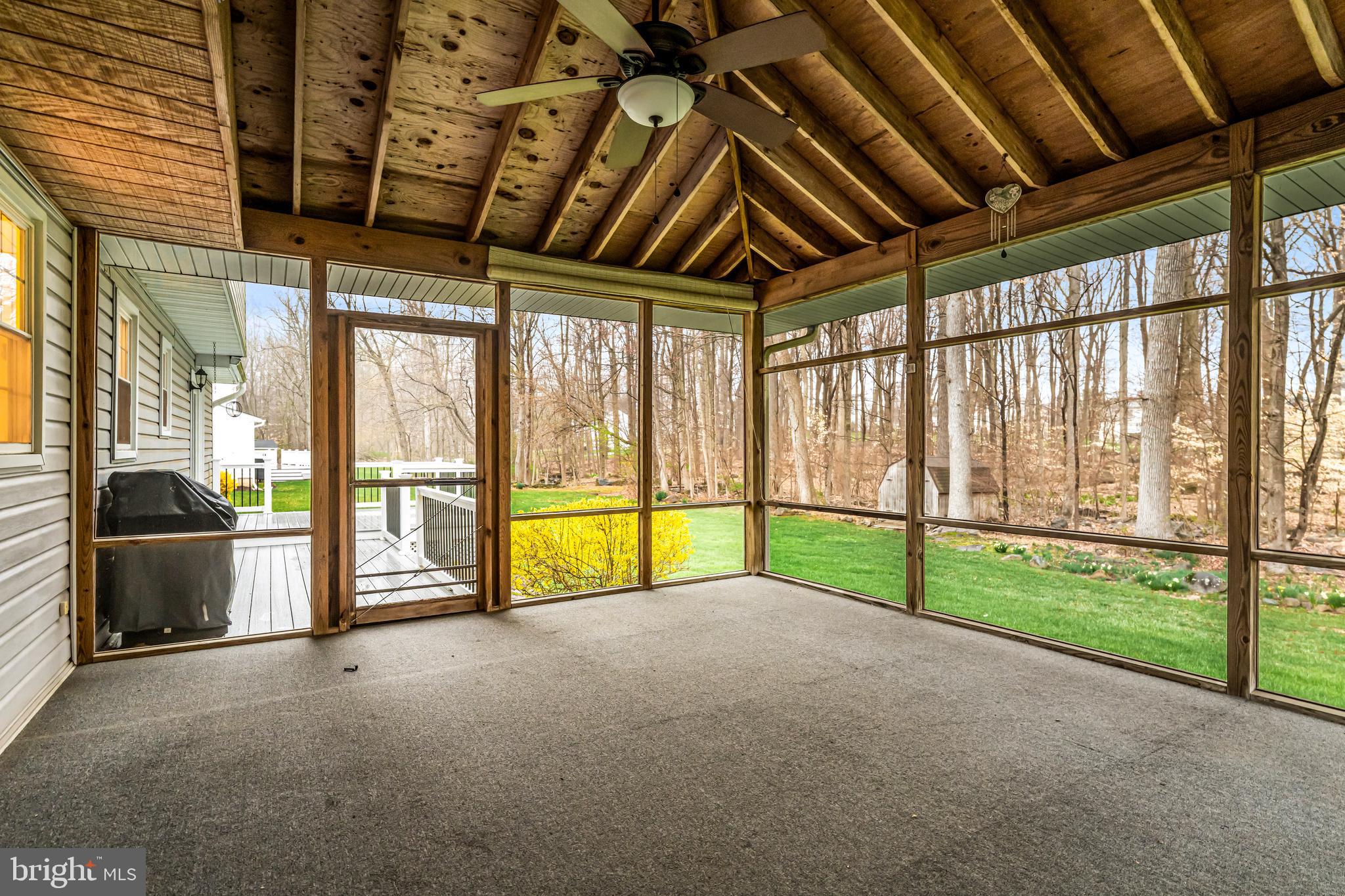 SHARON - Residential