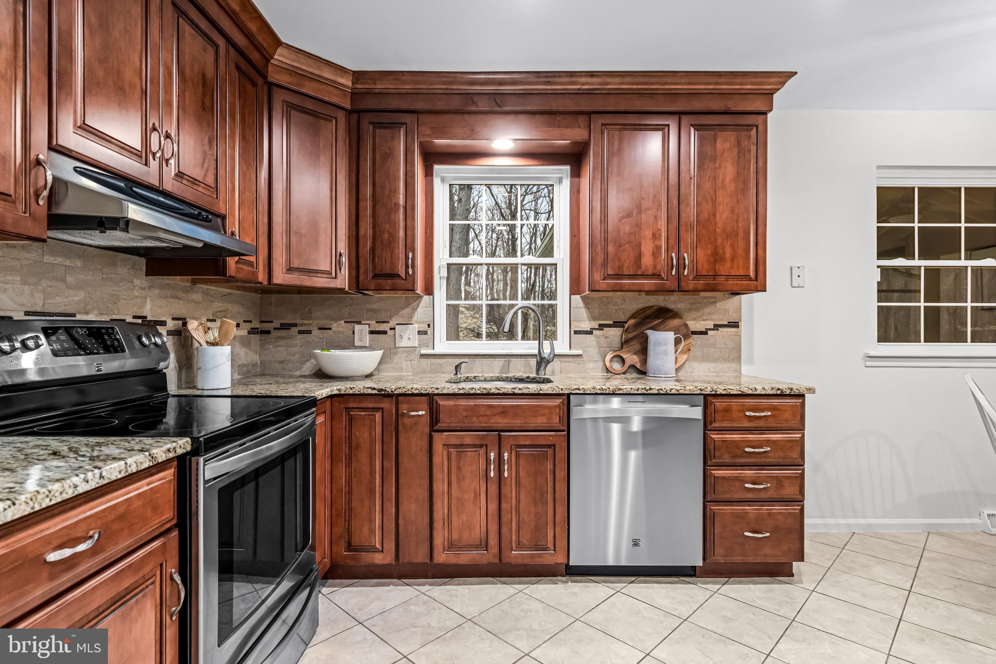 SHARON - Residential