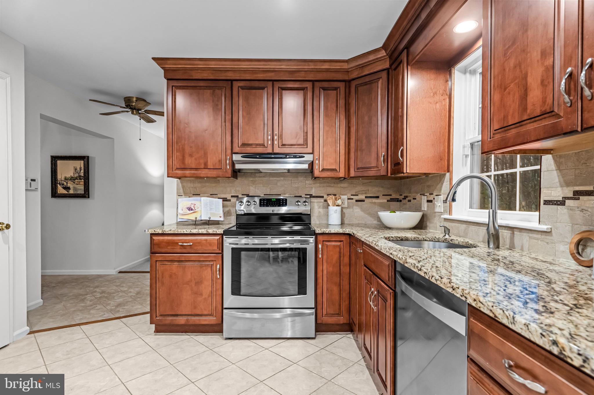 SHARON - Residential