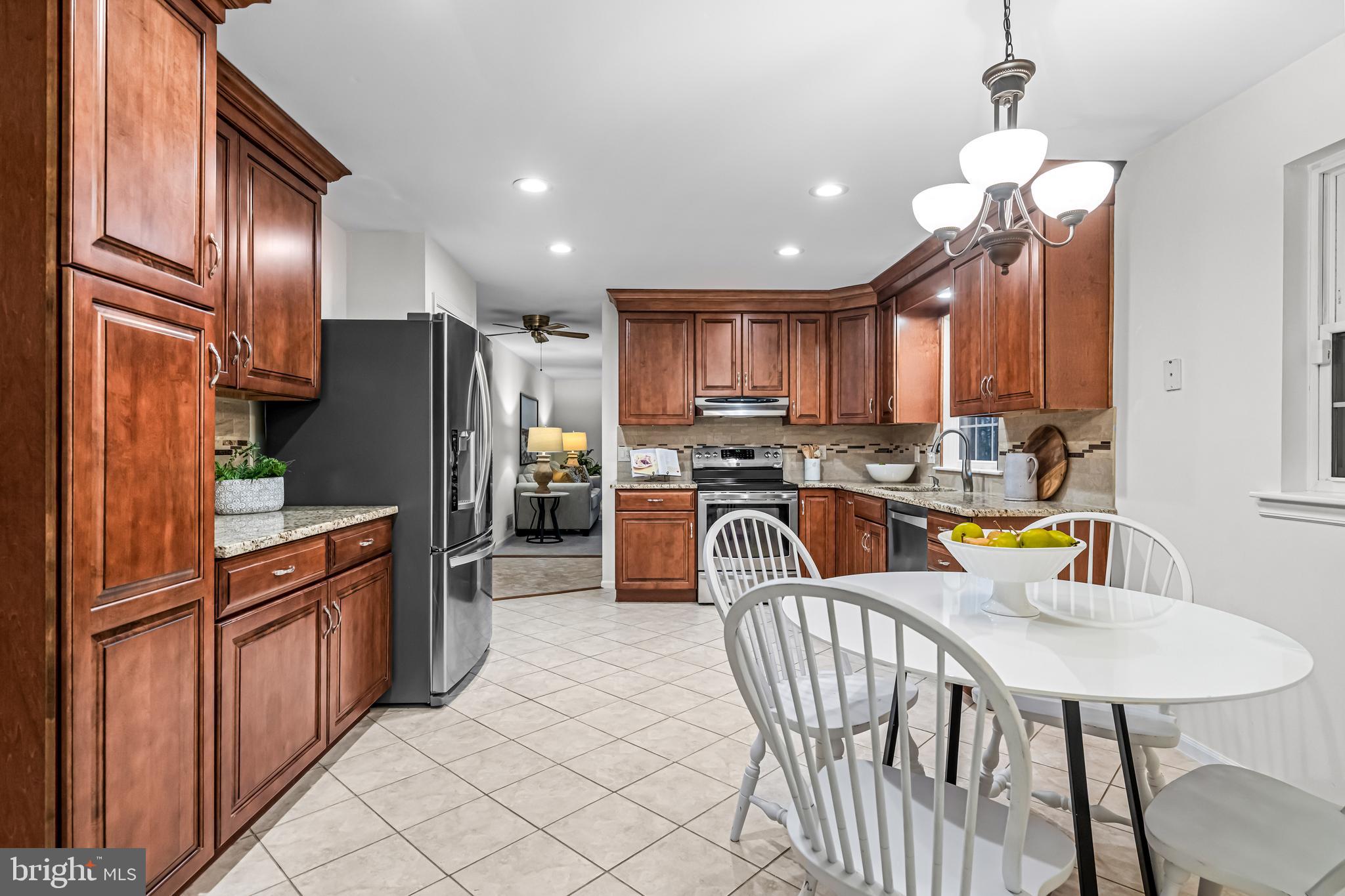 SHARON - Residential