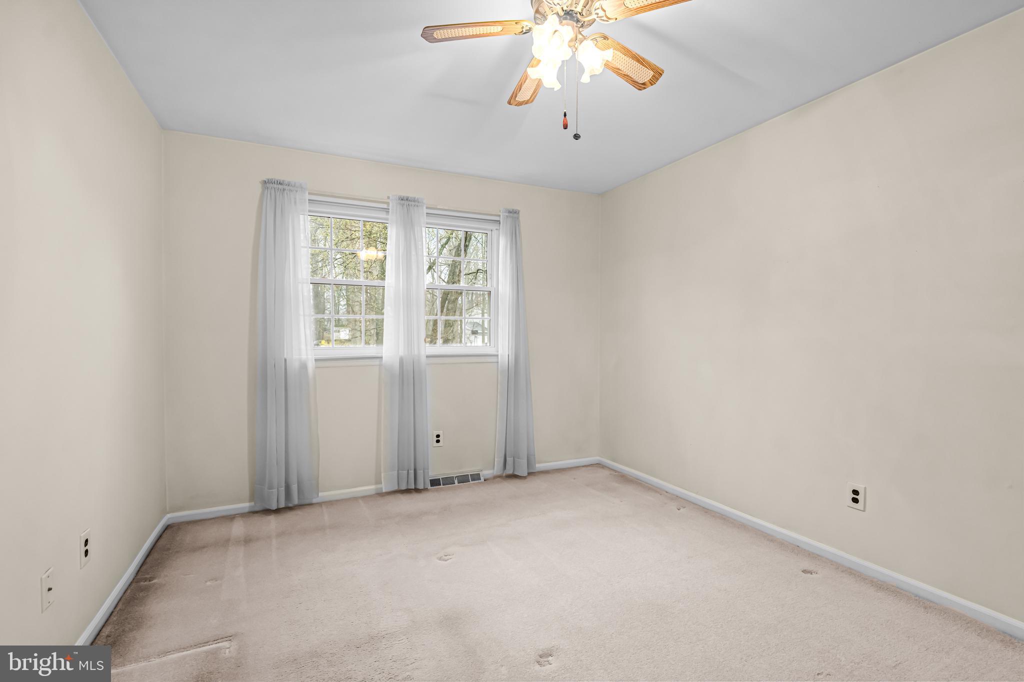 SHARON - Residential