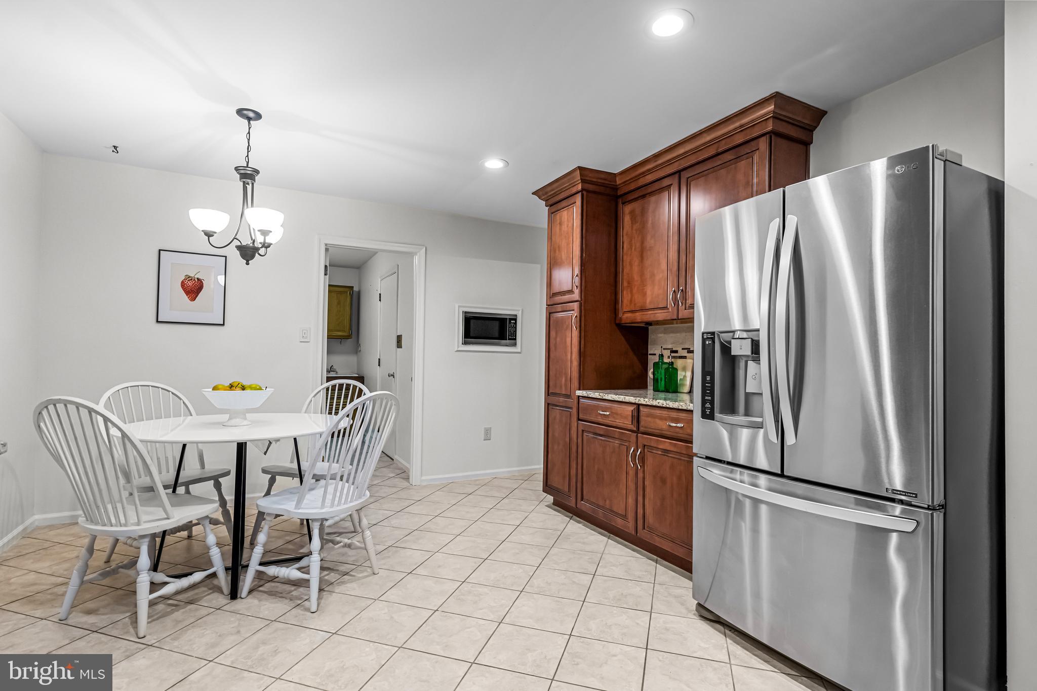 SHARON - Residential