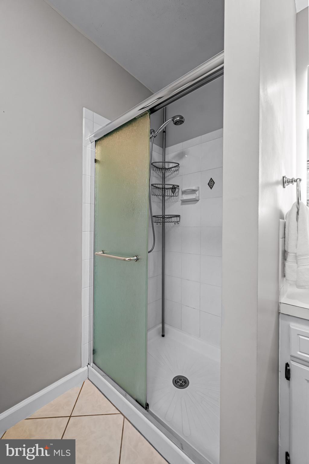 SHARON - Residential