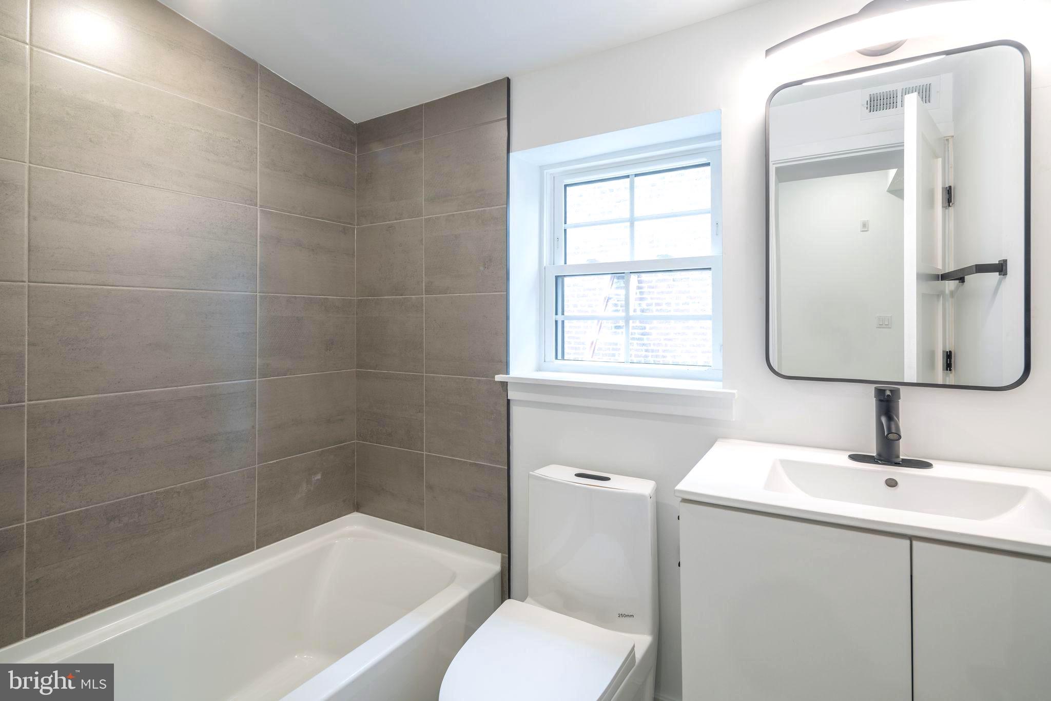 SPRUCE HILL - Commercial Sale