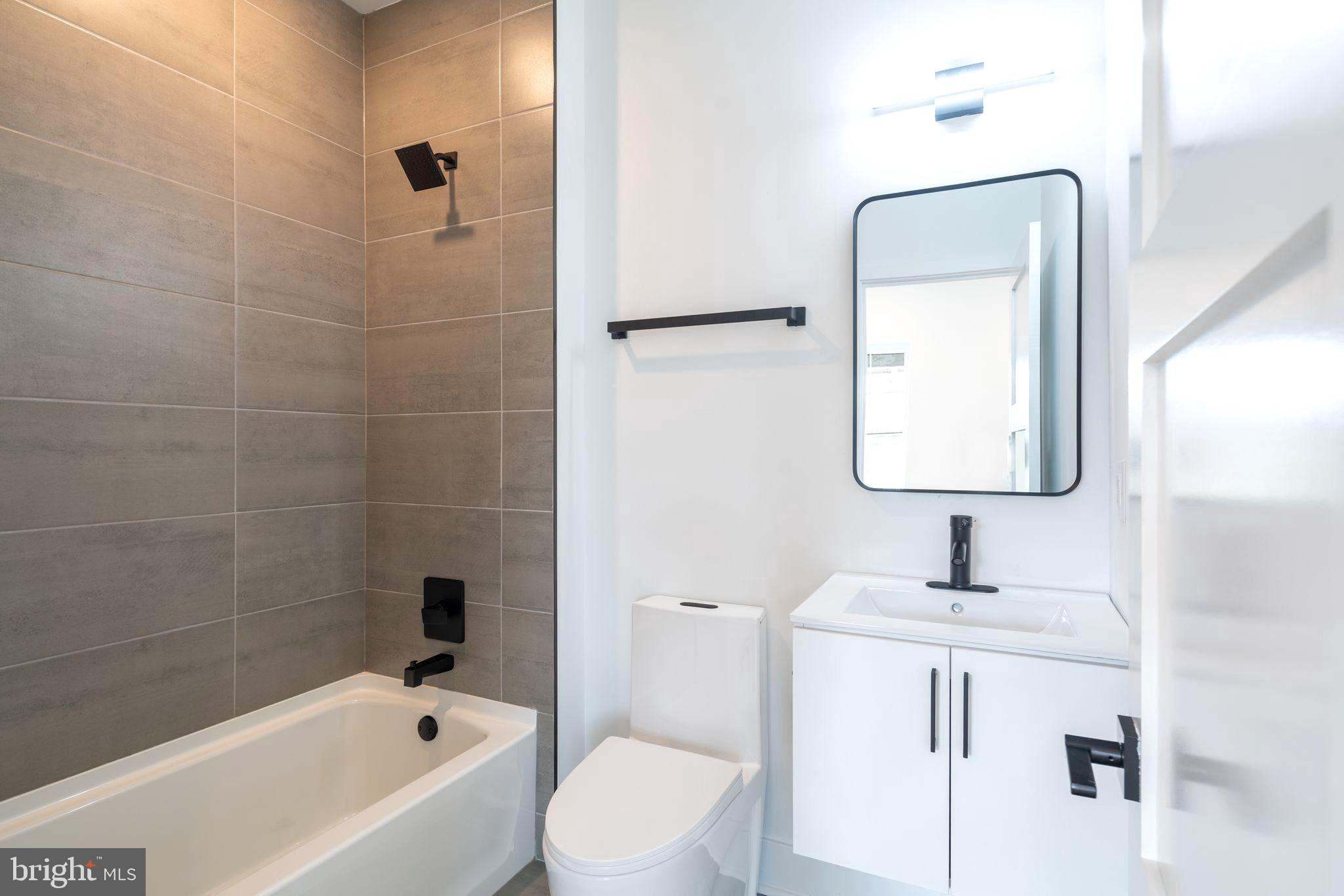 SPRUCE HILL - Commercial Sale