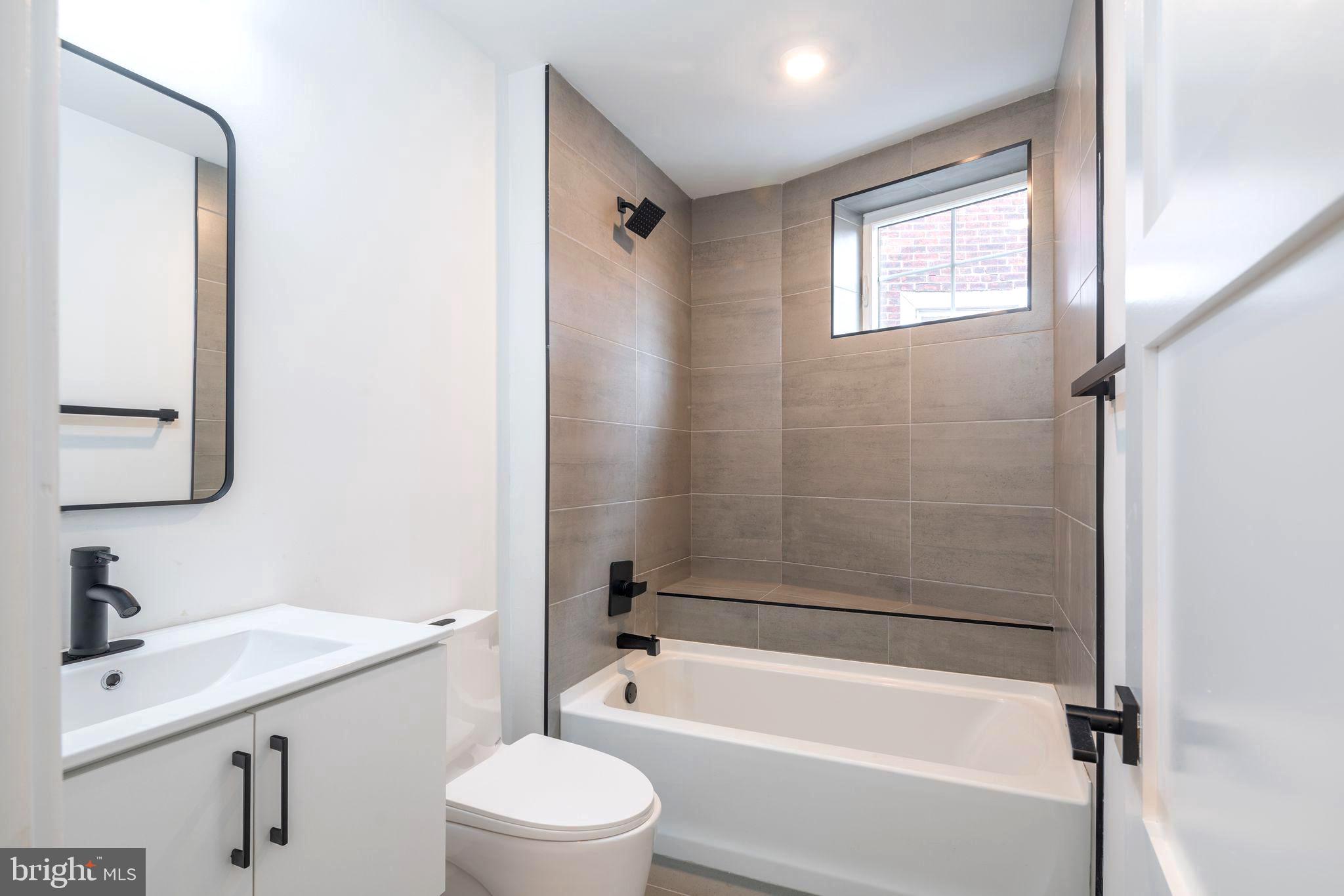 SPRUCE HILL - Commercial Sale