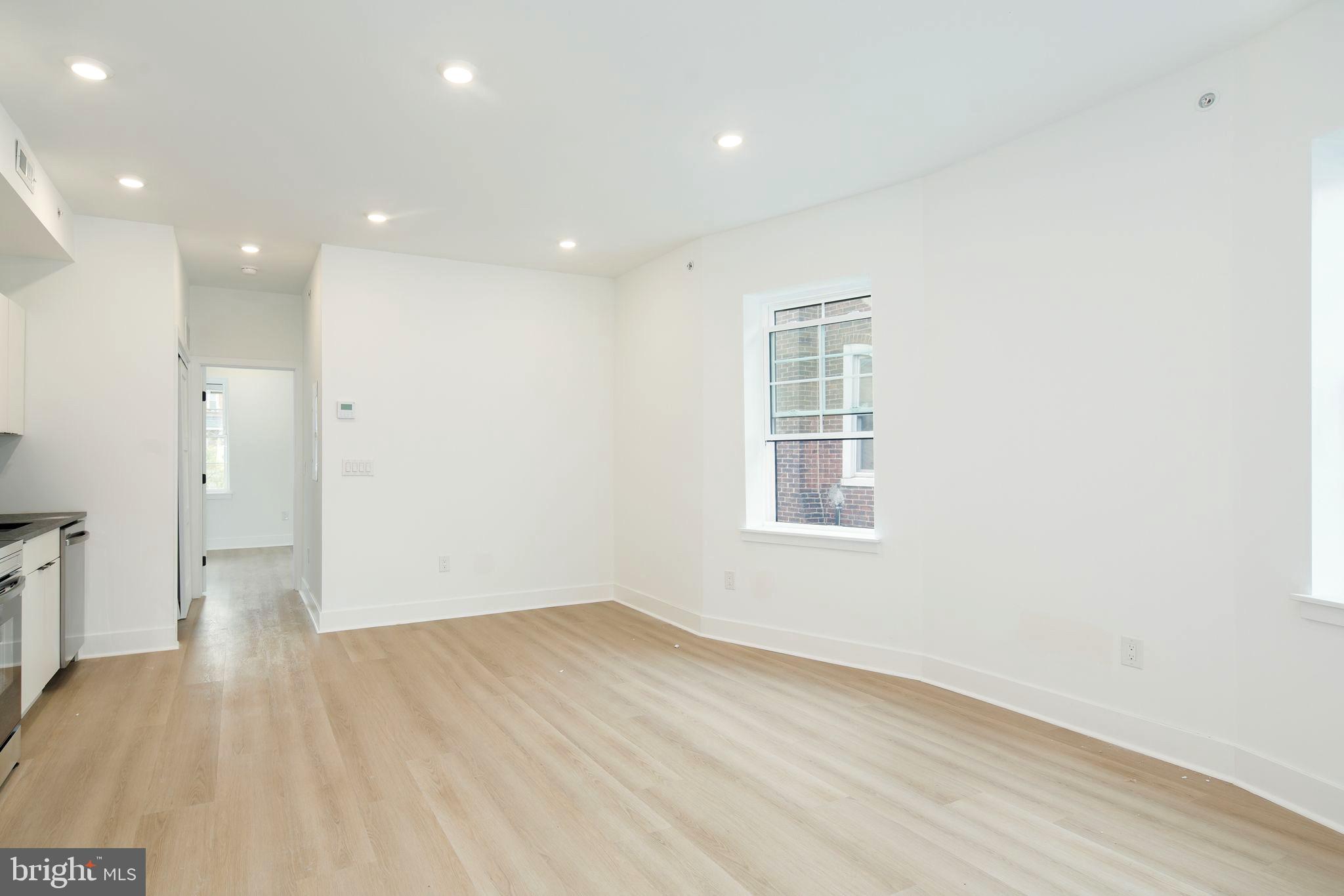 SPRUCE HILL - Commercial Sale