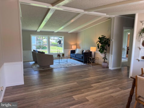 Photo for 203 OAKFIELD COURT W