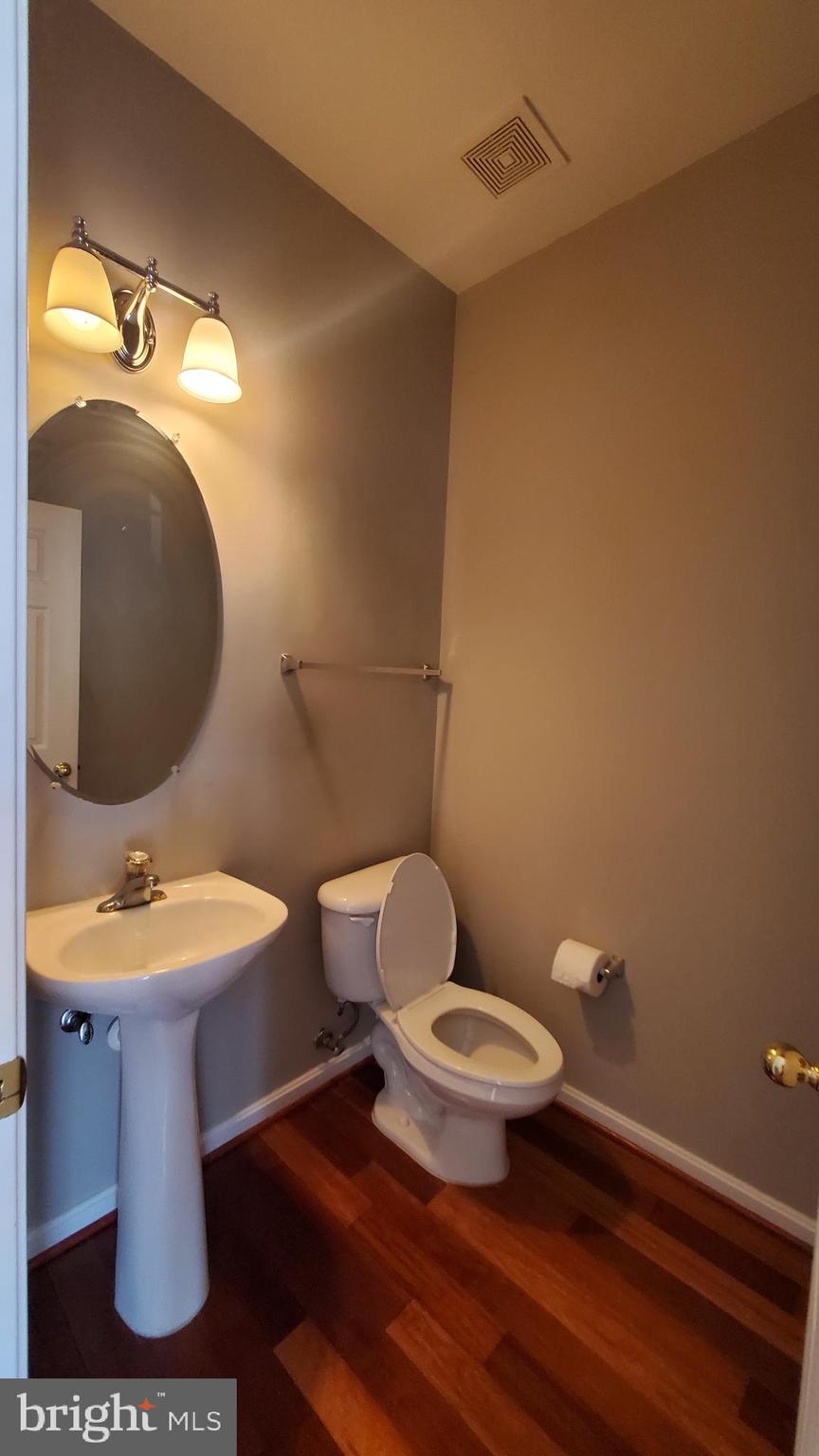 PINEY ORCHARD - Residential Lease