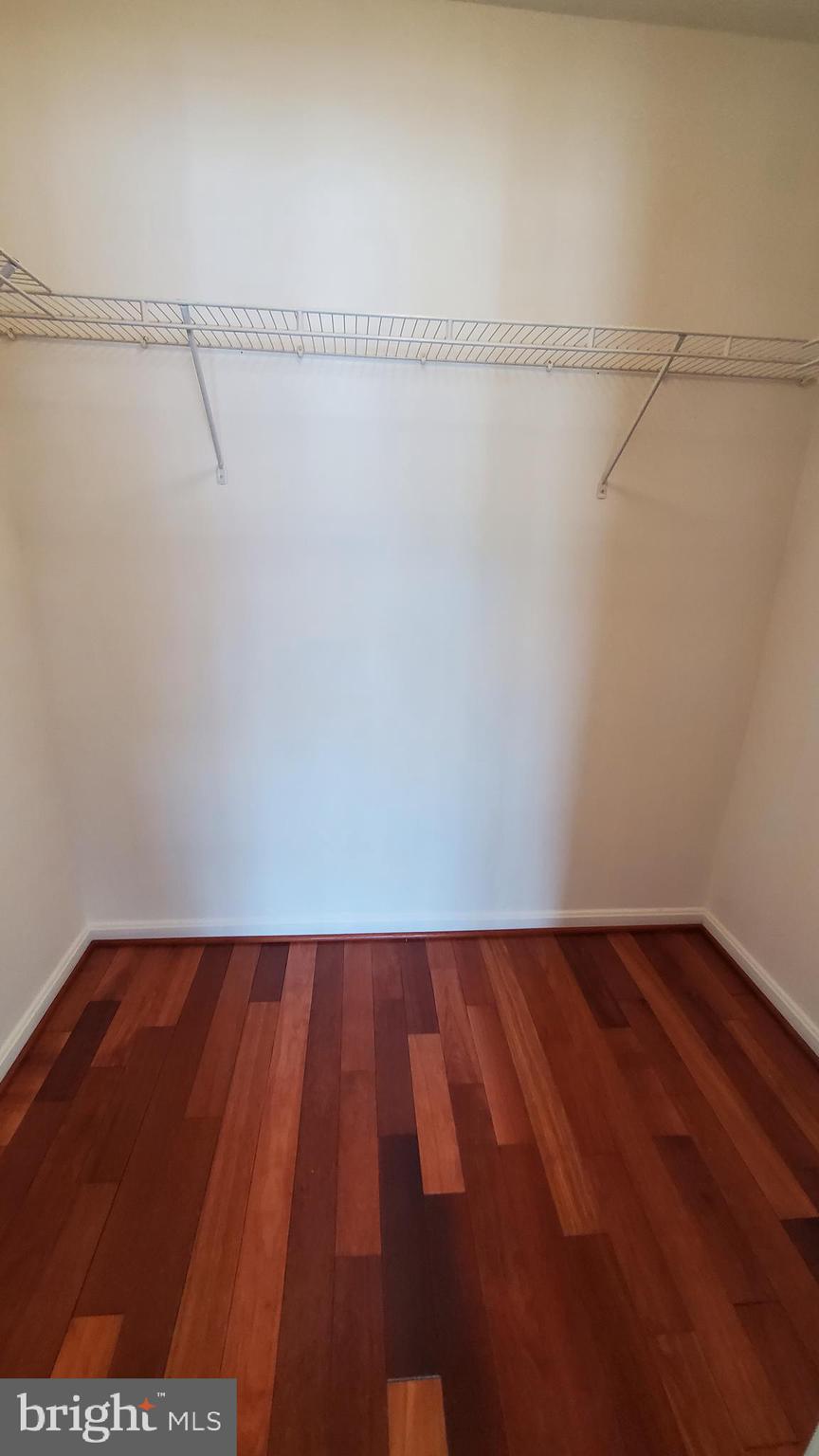 PINEY ORCHARD - Residential Lease