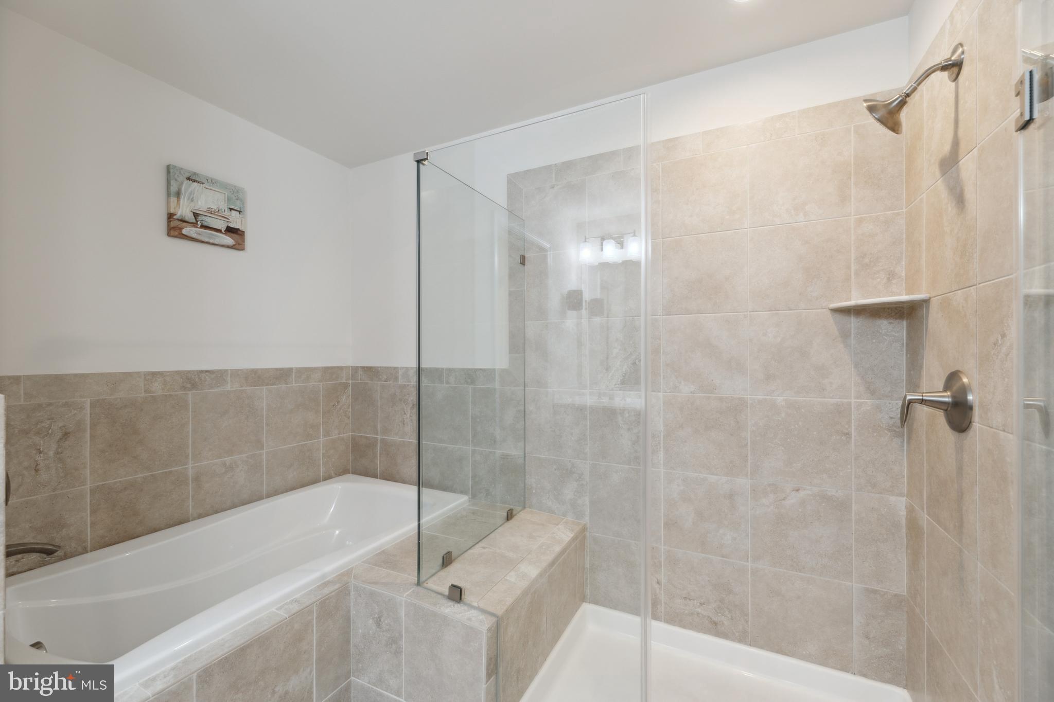 METRO POINTE - Residential