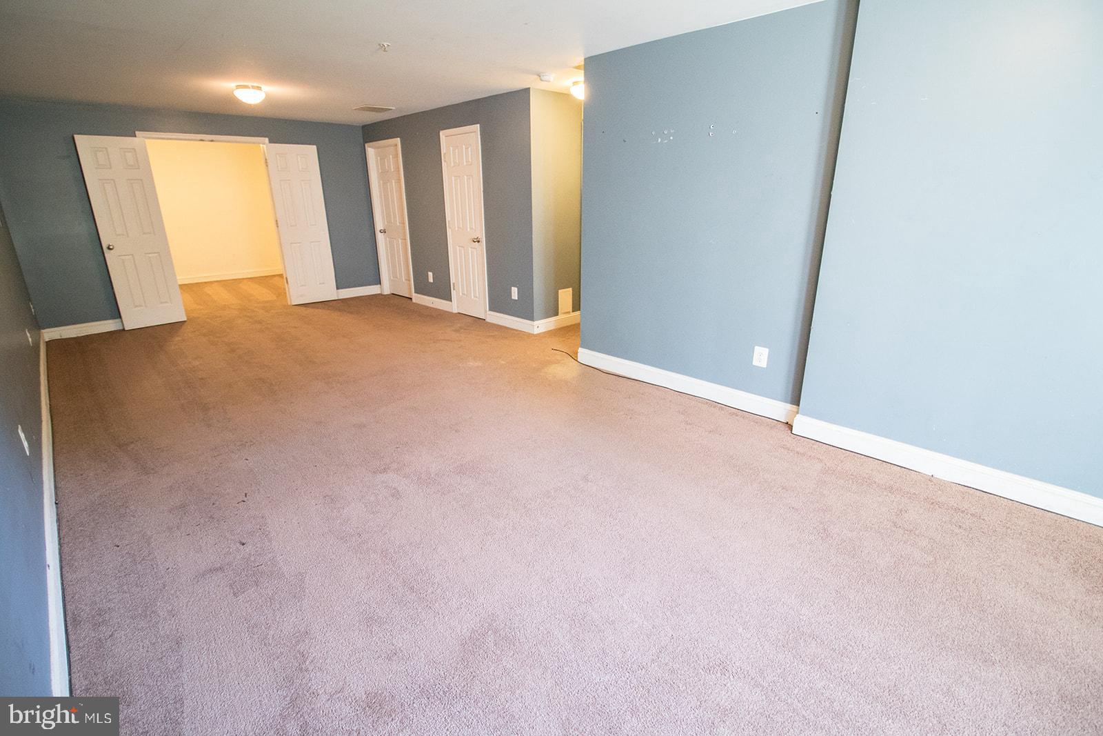 WILLOW GATE - Residential