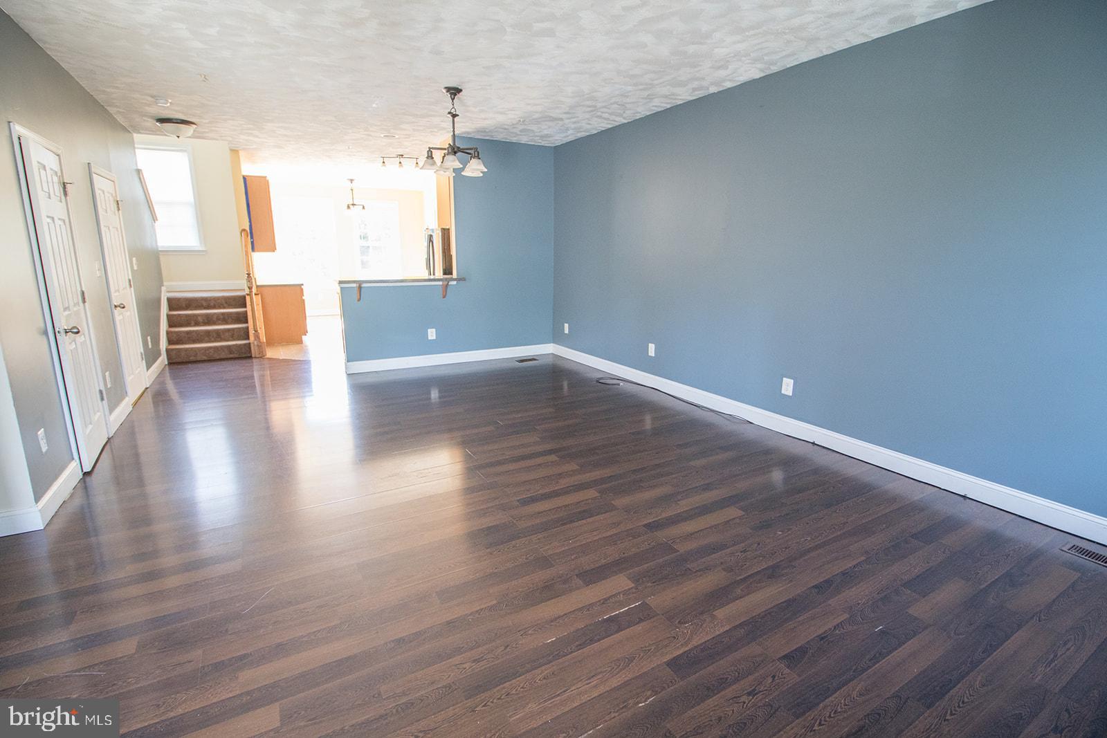 WILLOW GATE - Residential