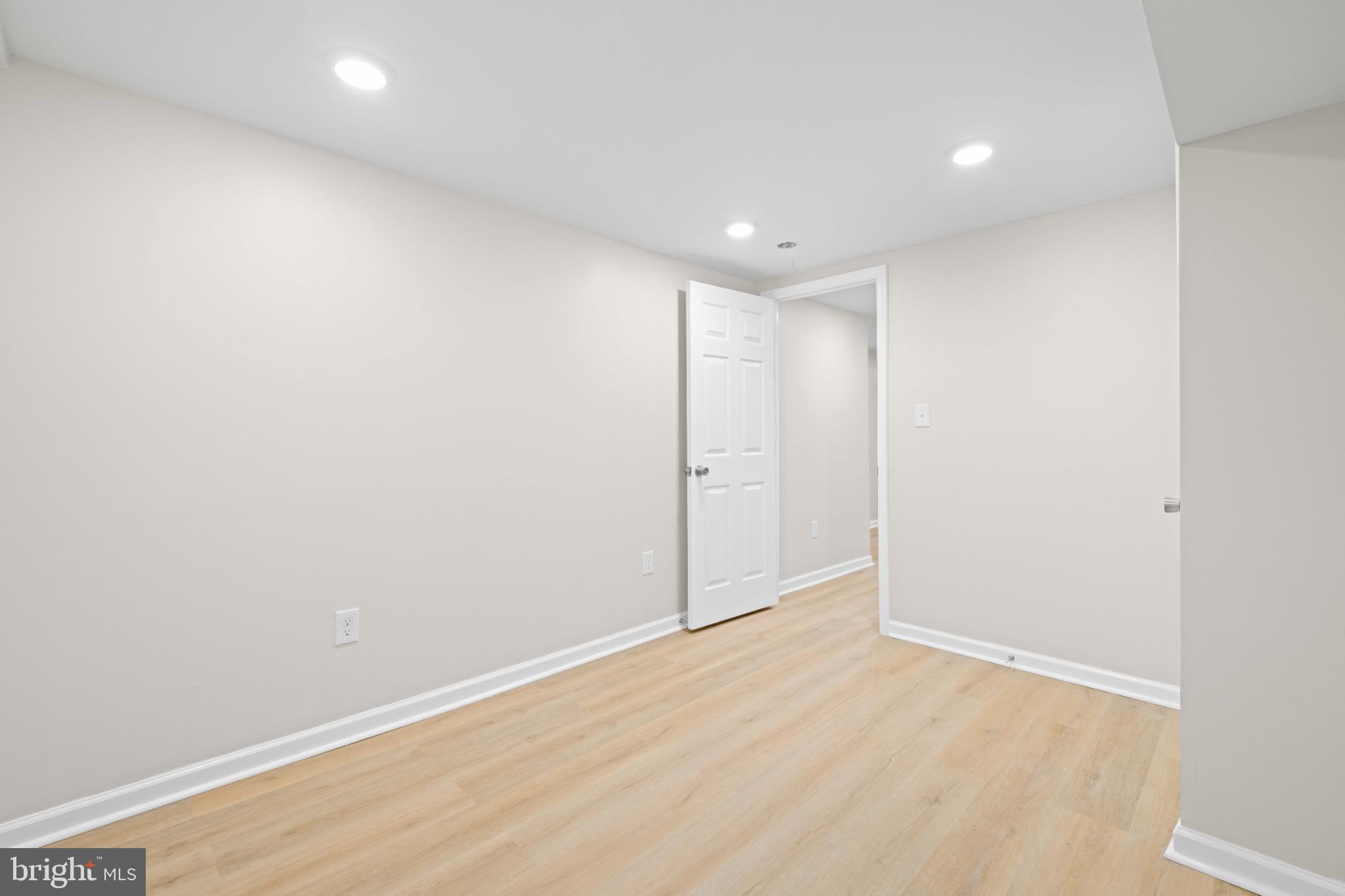 WEYBURN PARK - Residential