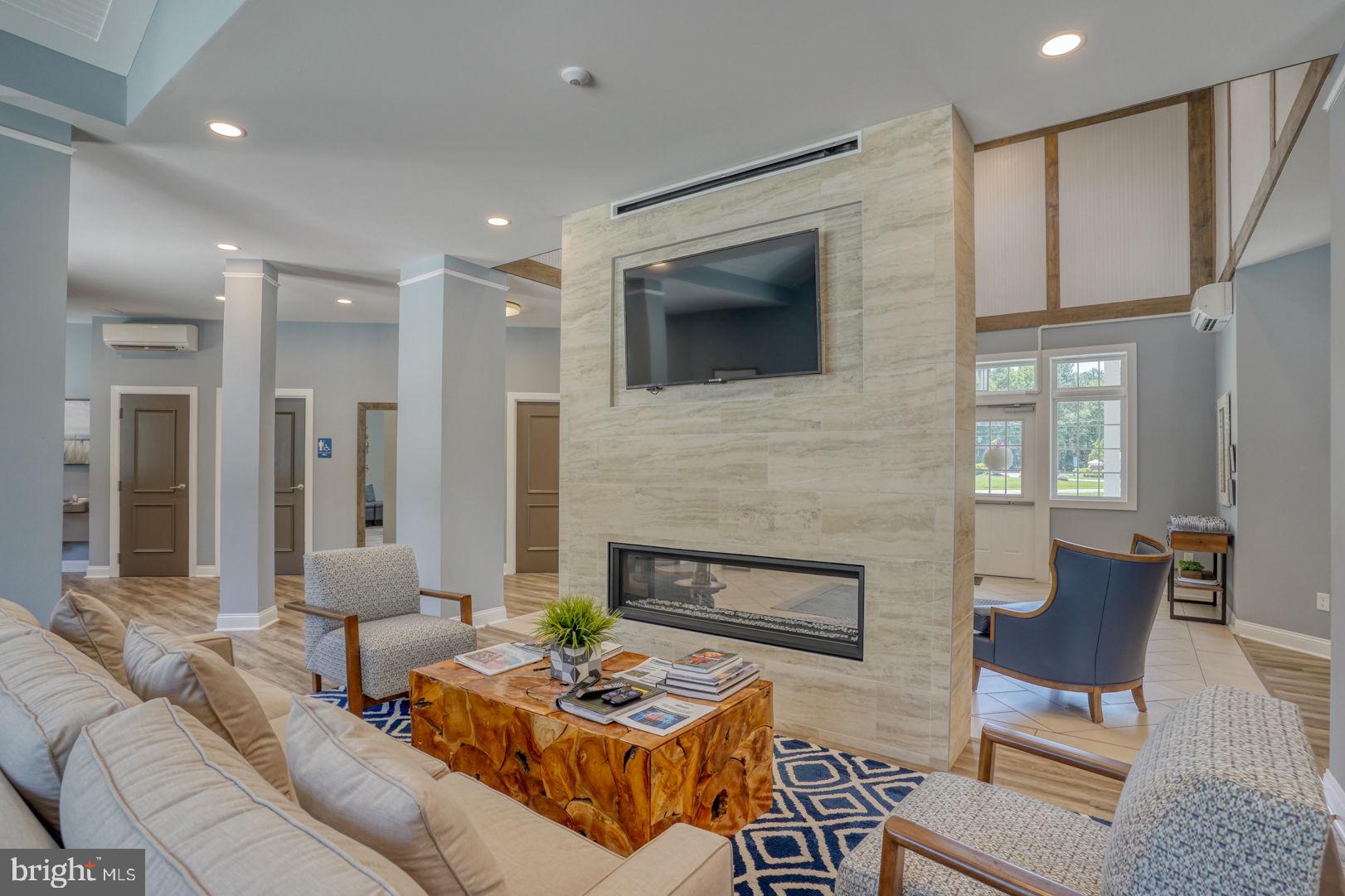 HAWTHORNE - Residential