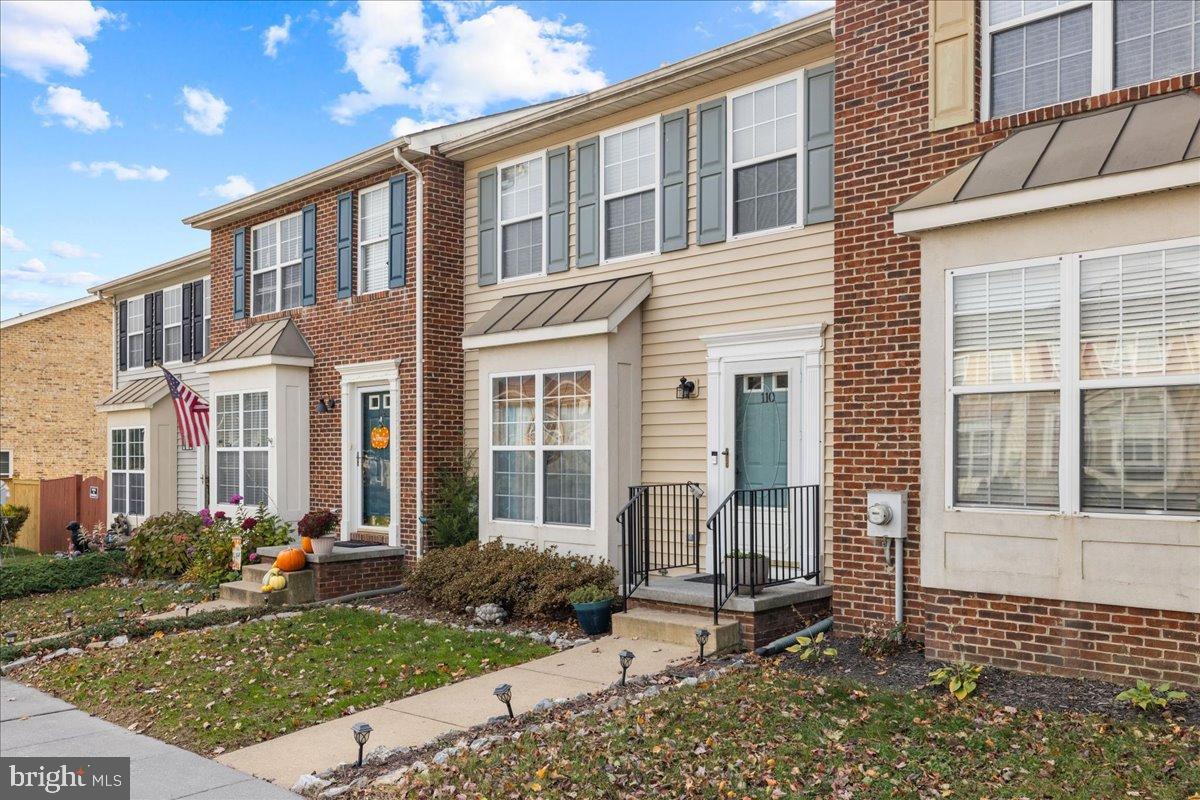 HUNTINGTON MEADOWS - Residential