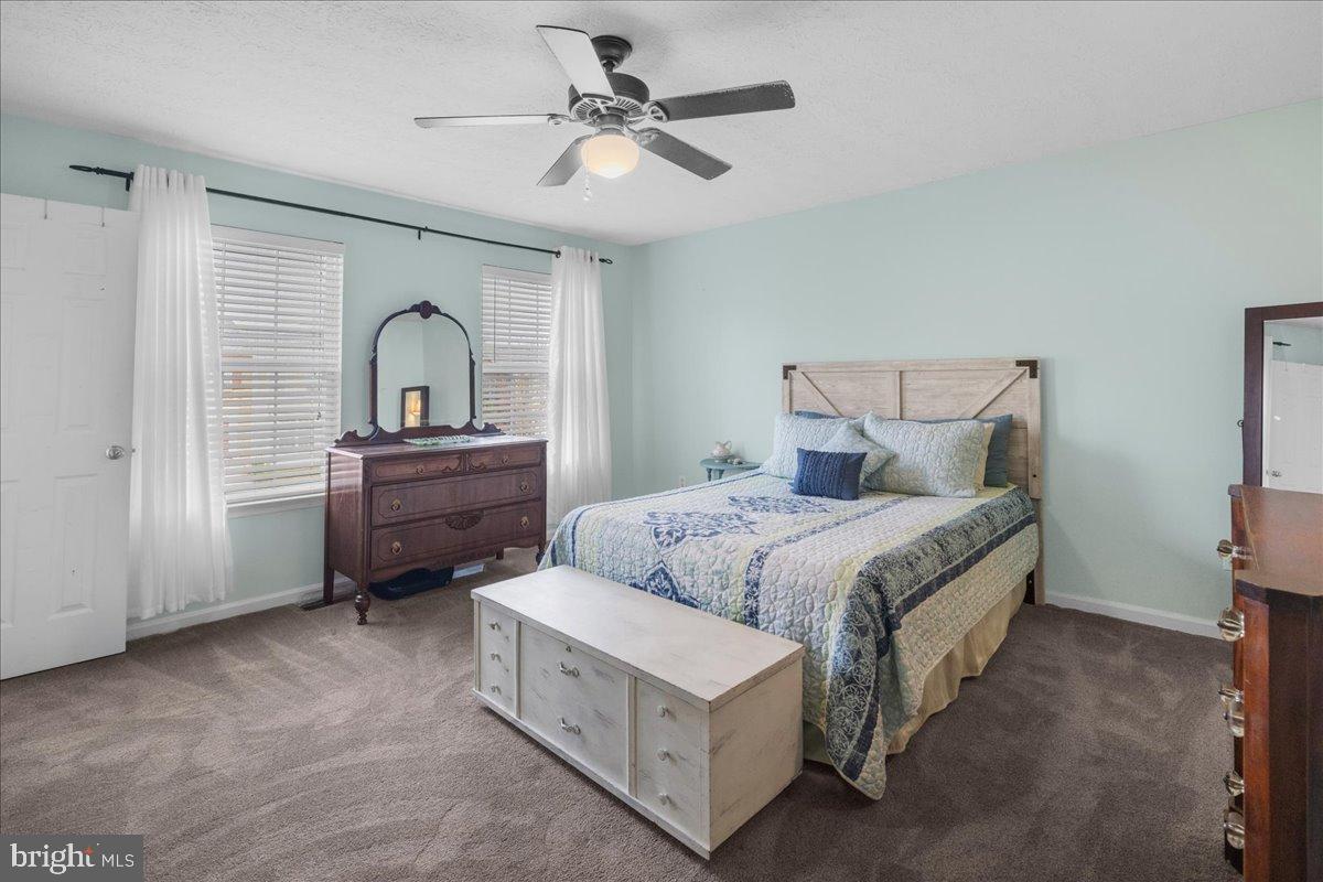 HUNTINGTON MEADOWS - Residential