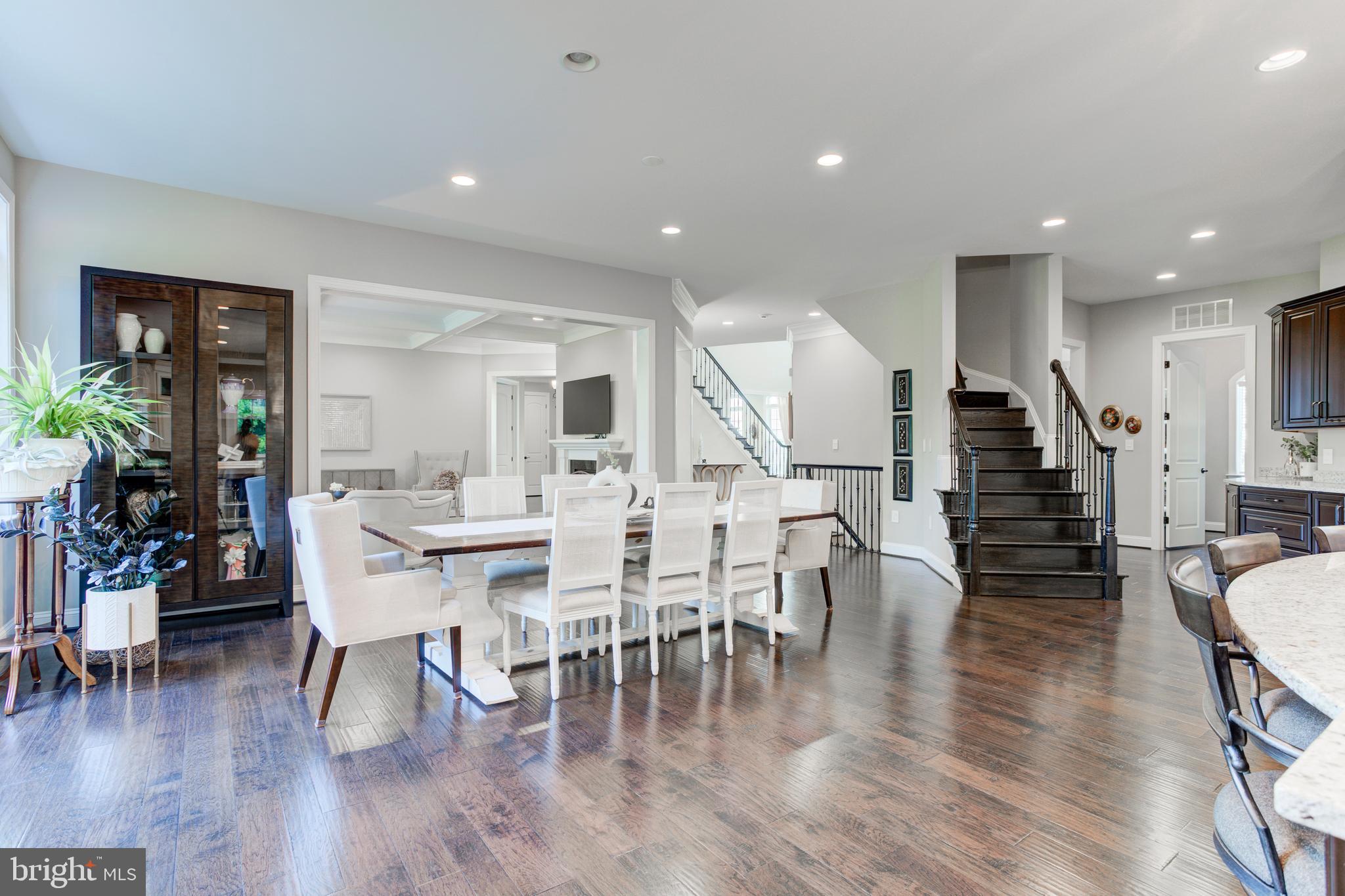 BEACON HILL - Residential