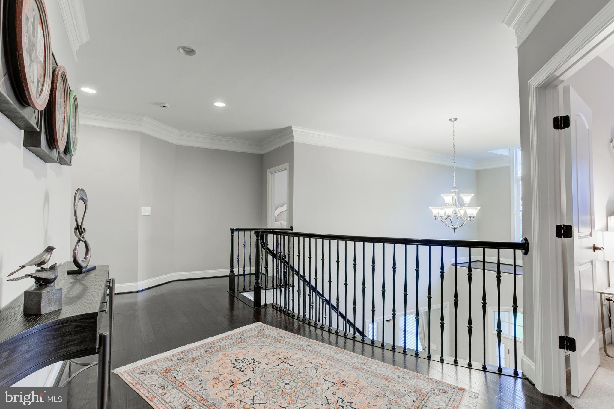 BEACON HILL - Residential